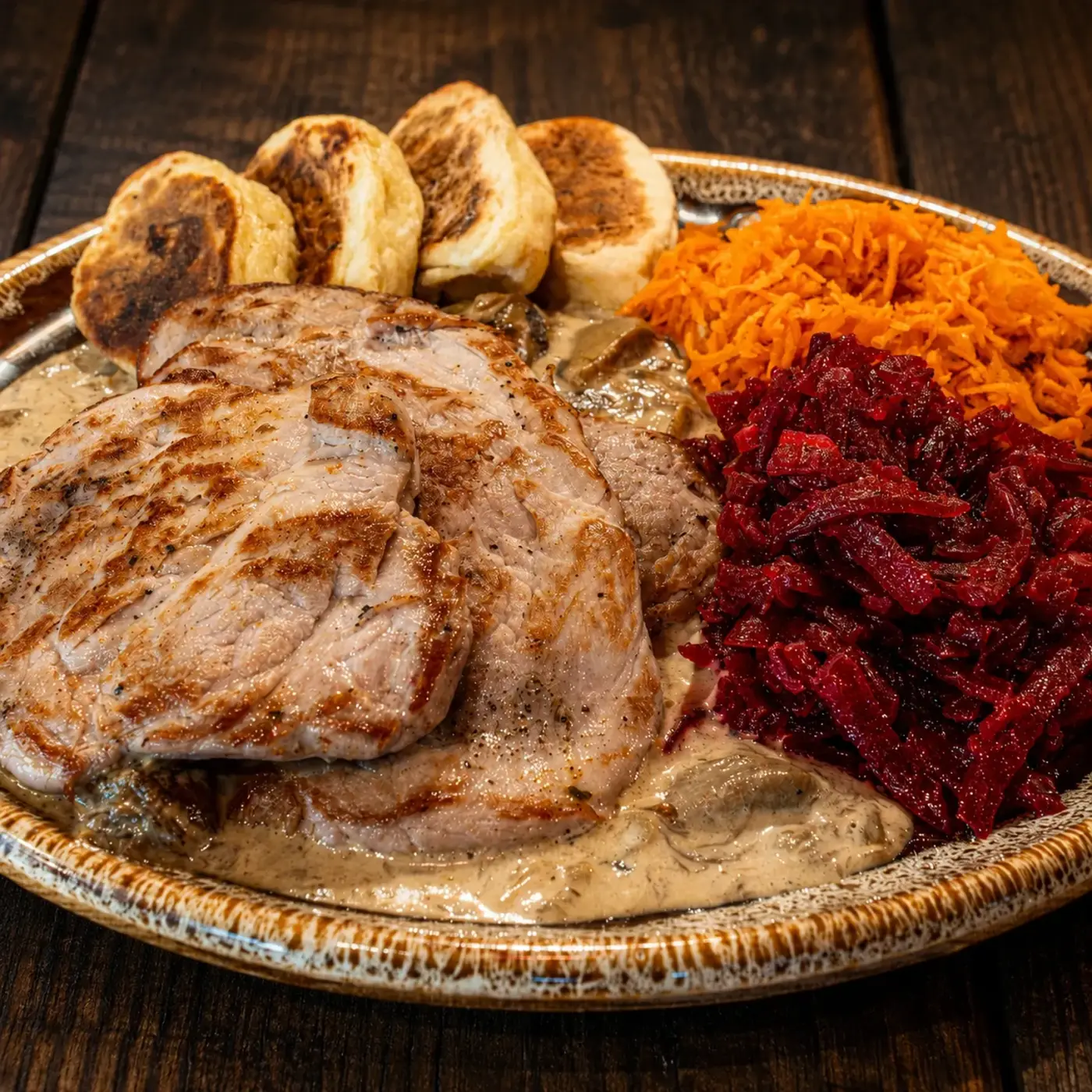 Sirloin in porcini sauce with moskole flatbreads, Karczma U Wnuka in Zakopane